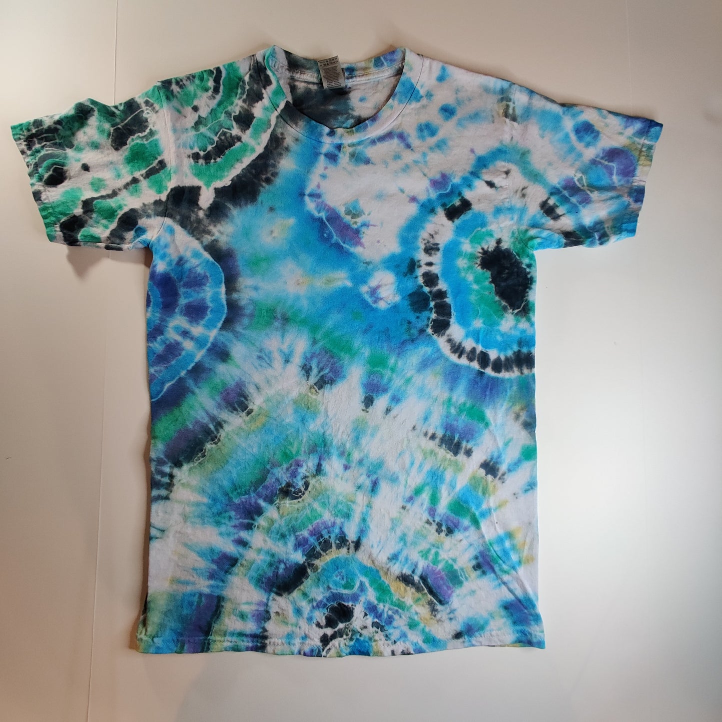 Small Tie Dye Shirt "Geode"