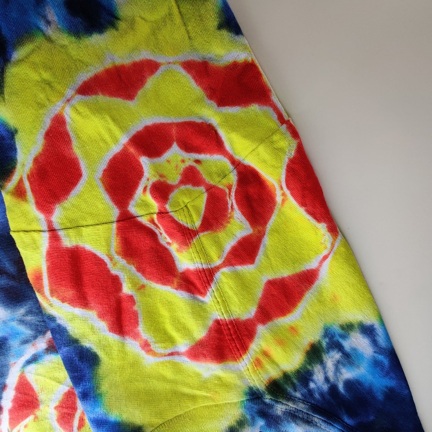 Small Tie Dye Shirt "Mandala"